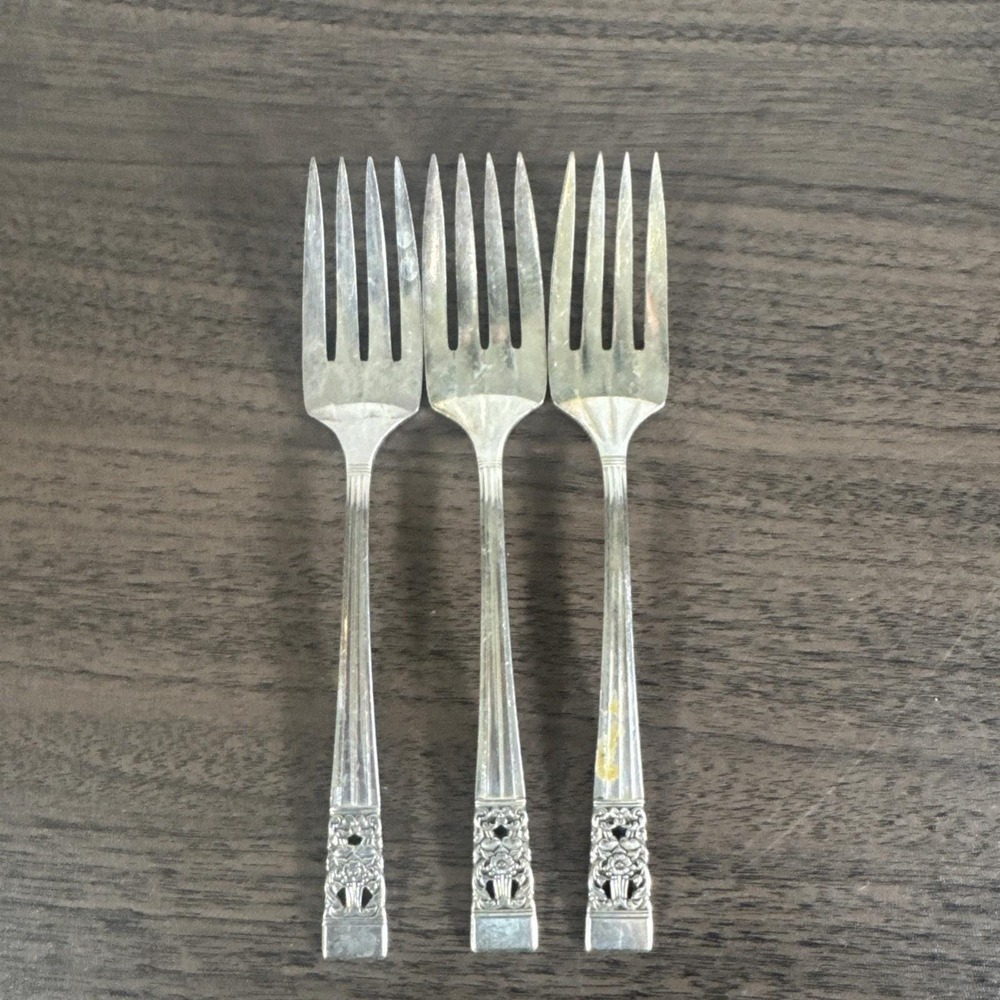 vintage Oneida‎ Coronation 1936 Silverplate 3 Salad Forks 7 Inch